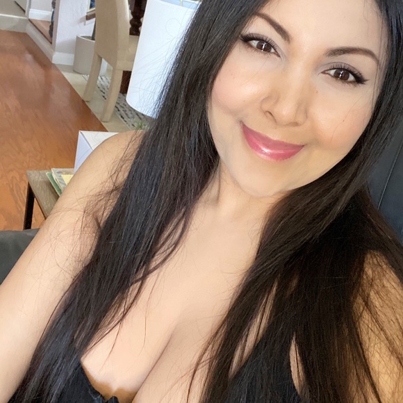 Meet your Posher, Sonali - Picture 2 of 2